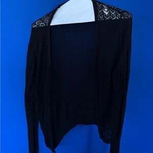 Chic Black Lace Open Cardigan